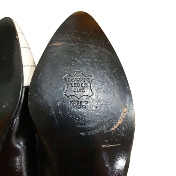 Margaret J Leather Kitten Heels 6.5 Music Notes Eclectic Art Deco Shoes Teacher - Picture 10 of 11